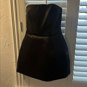 OhPolly NWT Elegant Black Strapless Dress size 0 great for Christmas & New Year